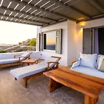 Paradise Estate Mykonos - Views, Party, Memories 2026 Oda ve Kahvaltı 4*