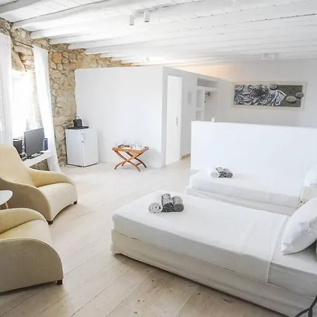 Delilah - Paradise Estate Mykonos - Views, Party, Memories 2026 4*