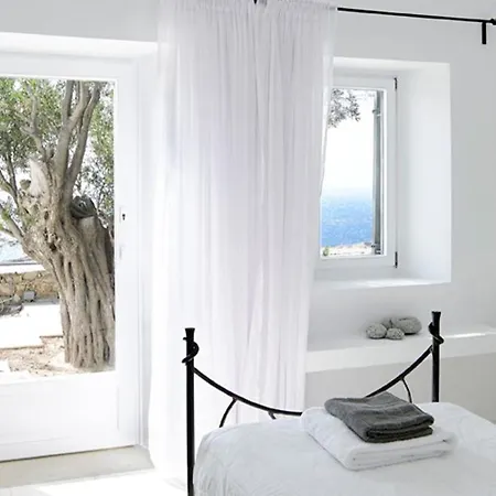 Bed and breakfast Delilah - Paradise Estate Mykonos - Views, Party, Memories 2026