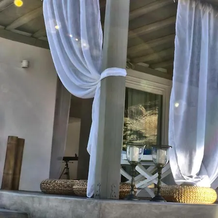 Bed and breakfast Delilah - Paradise Estate Mykonos - Views, Party, Memories 2026 4*