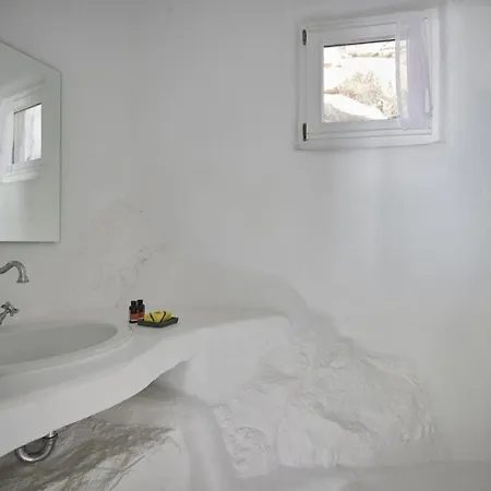 Bed and breakfast Delilah - Paradise Estate Mykonos - Views, Party, Memories 2026