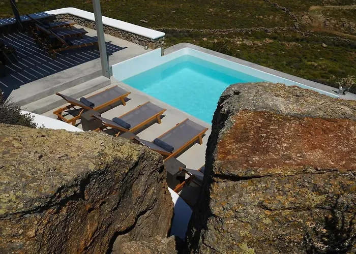 Paradise Estate Mykonos - Views, Party, Memories 2026 Bed & Breakfast