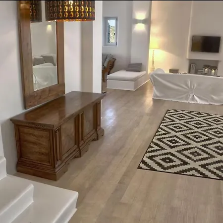 Delilah - Paradise Estate Mykonos - Views, Party, Memories 2026 4*