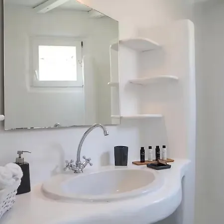 Delilah - Paradise Estate Mykonos - Views, Party, Memories 2026