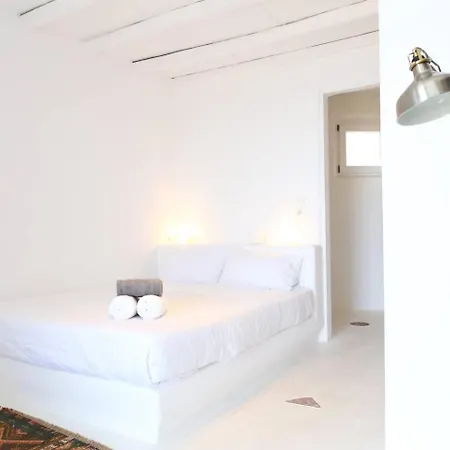 Frühstückspension Delilah - Paradise Estate Mykonos - Views, Party, Memories 2026 Strand Paraga