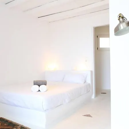 Paradise Estate Mykonos - Views, Party, Memories 2026