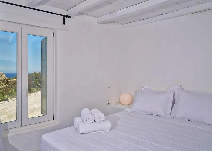 Paradise Estate Mykonos - Views, Party, Memories 2026