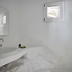 فندق مبيت وإفطار Paradise Estate Mykonos - Views, Party, Memories 2026